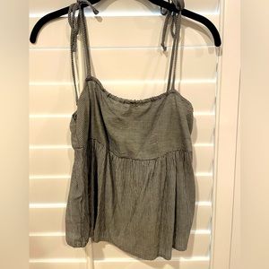 Black and white Bcbg summer tank top